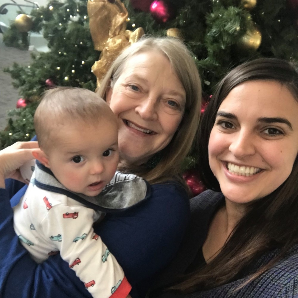 Meet your Posher, Lois